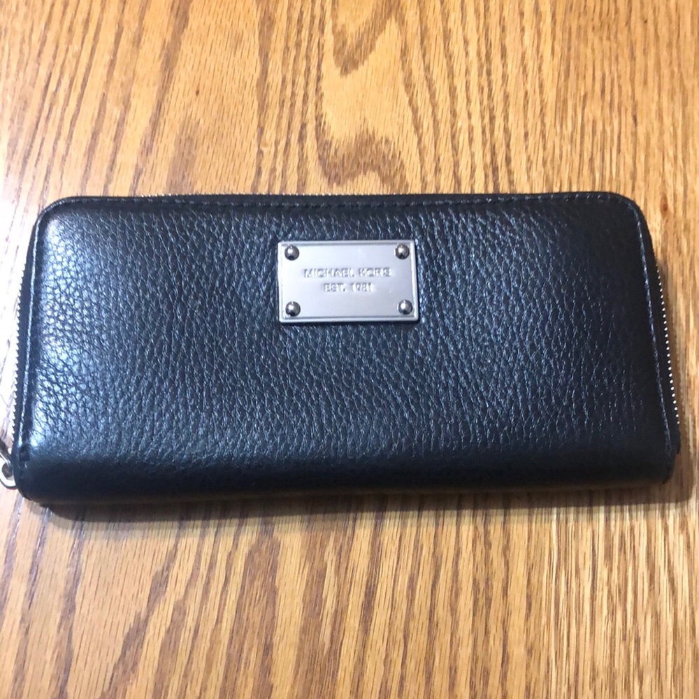 Michael Kors Leather Wallet